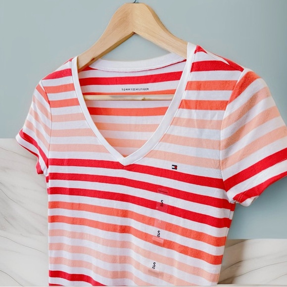 Tommy Hilfiger Women's V-Neck Striped T-Shirt - Picture 3 of 6